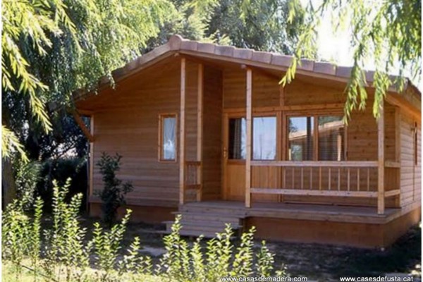 Cabañas de madera en Canadian Nordic House 9102