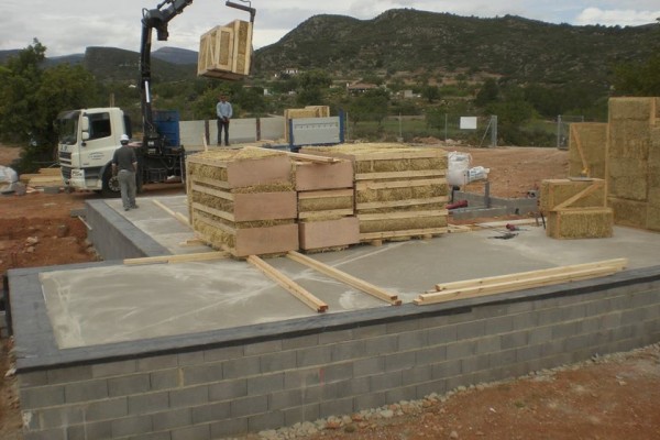 Casas ecológicas en okambuva 10070
